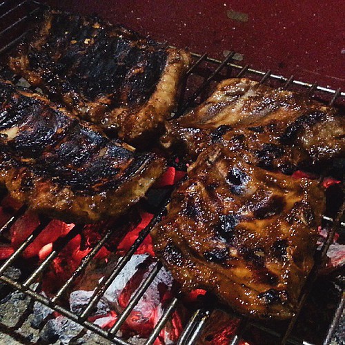 Grilled Pork Chops with Peach Glaze